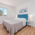 Tatil Evi Luxurious In Gornje Rastane