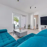Luxurious In Gornje Rastane * Donje Rastane