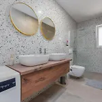 Luxurious In Gornje Rastane *