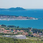 Vakantiehuis Luxurious In Gornje Rastane