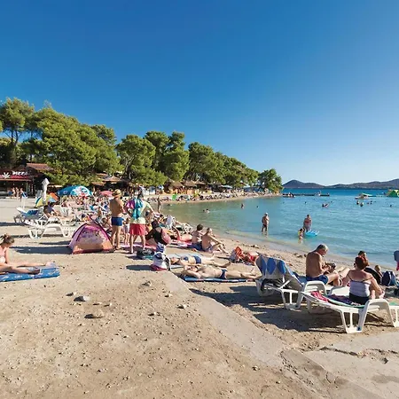 3 Bedroom Lovely In Gornje Rastane Σπίτι διακοπών Brkic