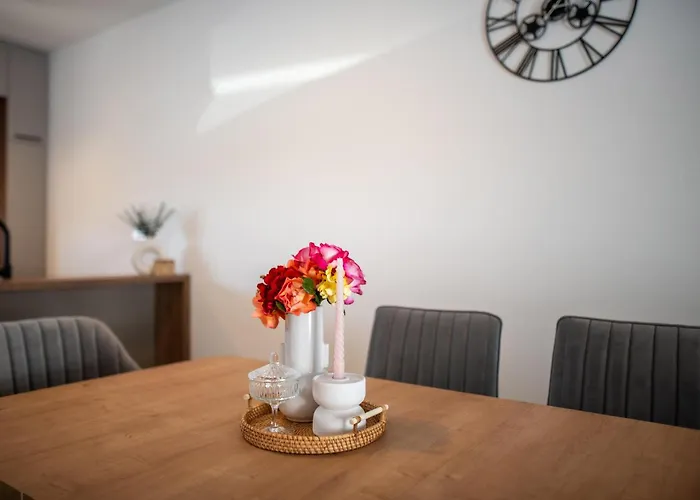 펜션 3 Bedroom Lovely In Gornje Rastane *